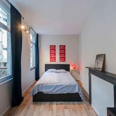 Joli Appartement 2 Chambres A Liege Bagian luar foto