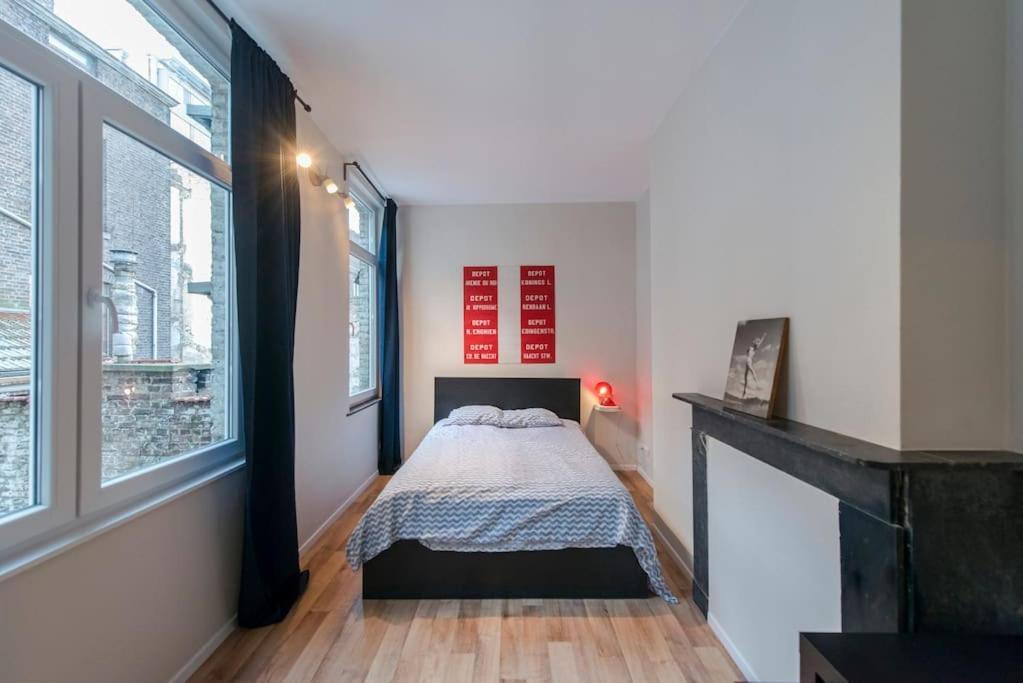 Joli Appartement 2 Chambres A Liege Bagian luar foto