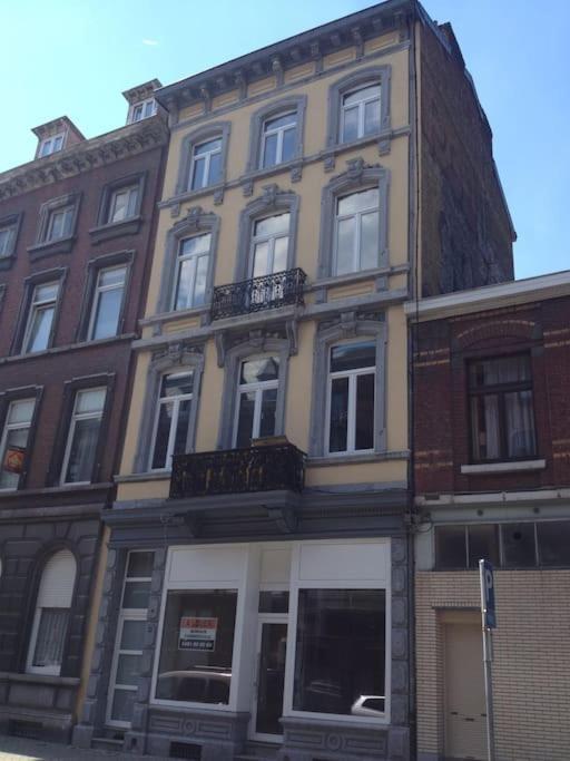 Joli Appartement 2 Chambres A Liege Bagian luar foto