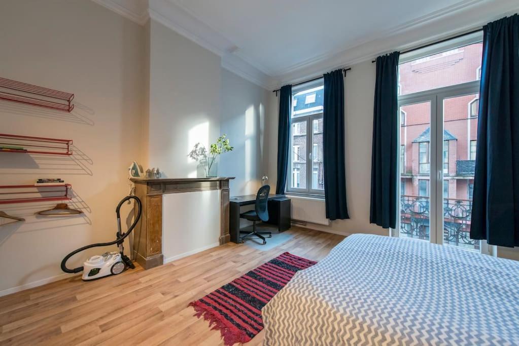 Joli Appartement 2 Chambres A Liege Bagian luar foto