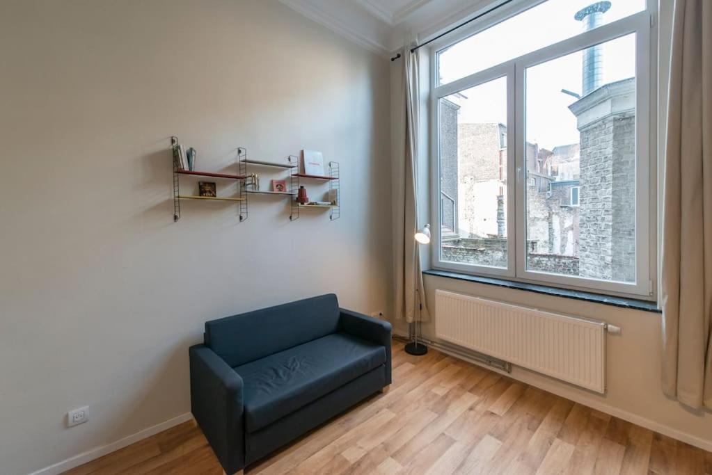 Joli Appartement 2 Chambres A Liege Bagian luar foto